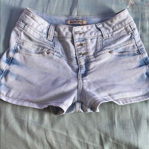 Blue Spice Light wash blue shorts size 3!